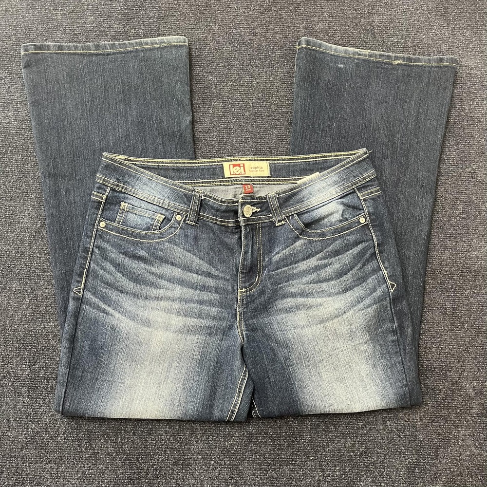 Y2K L.e.i. Sophia Hipster Flare Jeans Juniors 13 Short Low Rise Stretch Denim